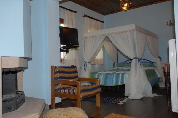 Natasa Rooms Filippaioi Rom bilde