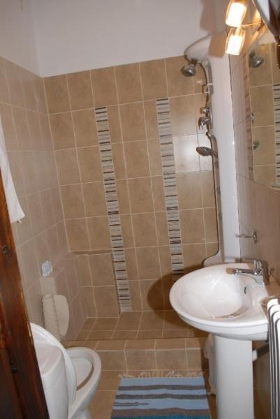 Natasa Rooms Filippaioi Rom bilde