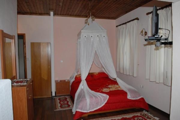 Natasa Rooms Filippaioi Rom bilde
