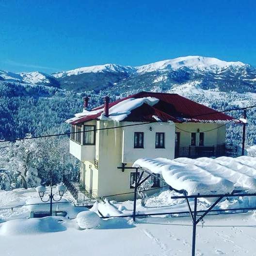 Natasa Rooms Filippaioi Rom bilde